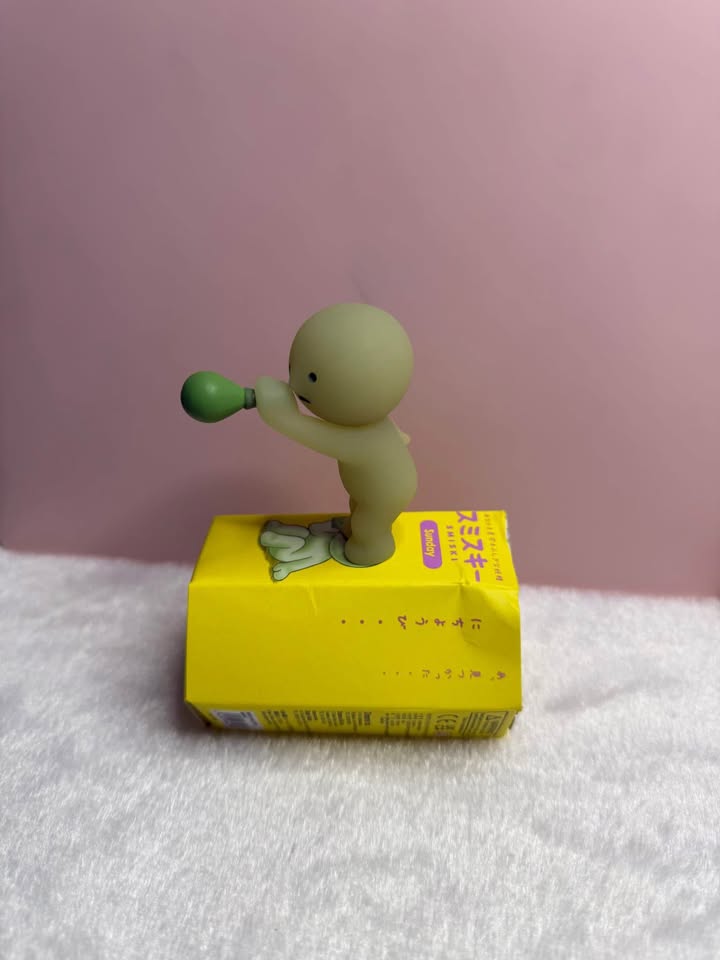 Smiski Blowing Bubbles Image